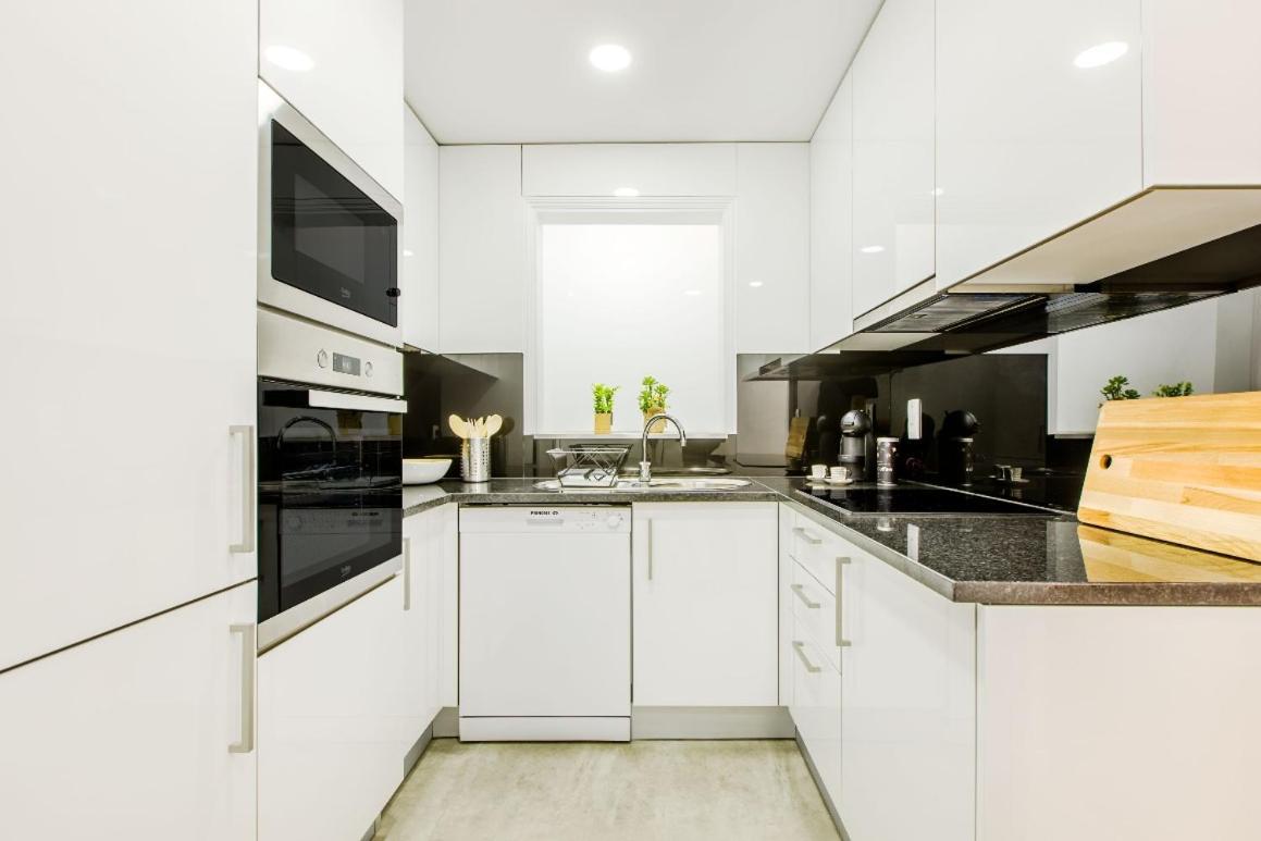 Espinho Beach 4 Stays ภายนอก รูปภาพ
