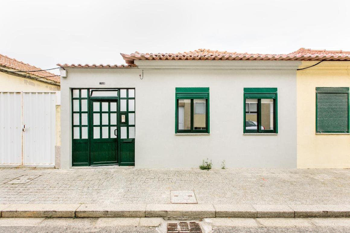 Espinho Beach 4 Stays ภายนอก รูปภาพ